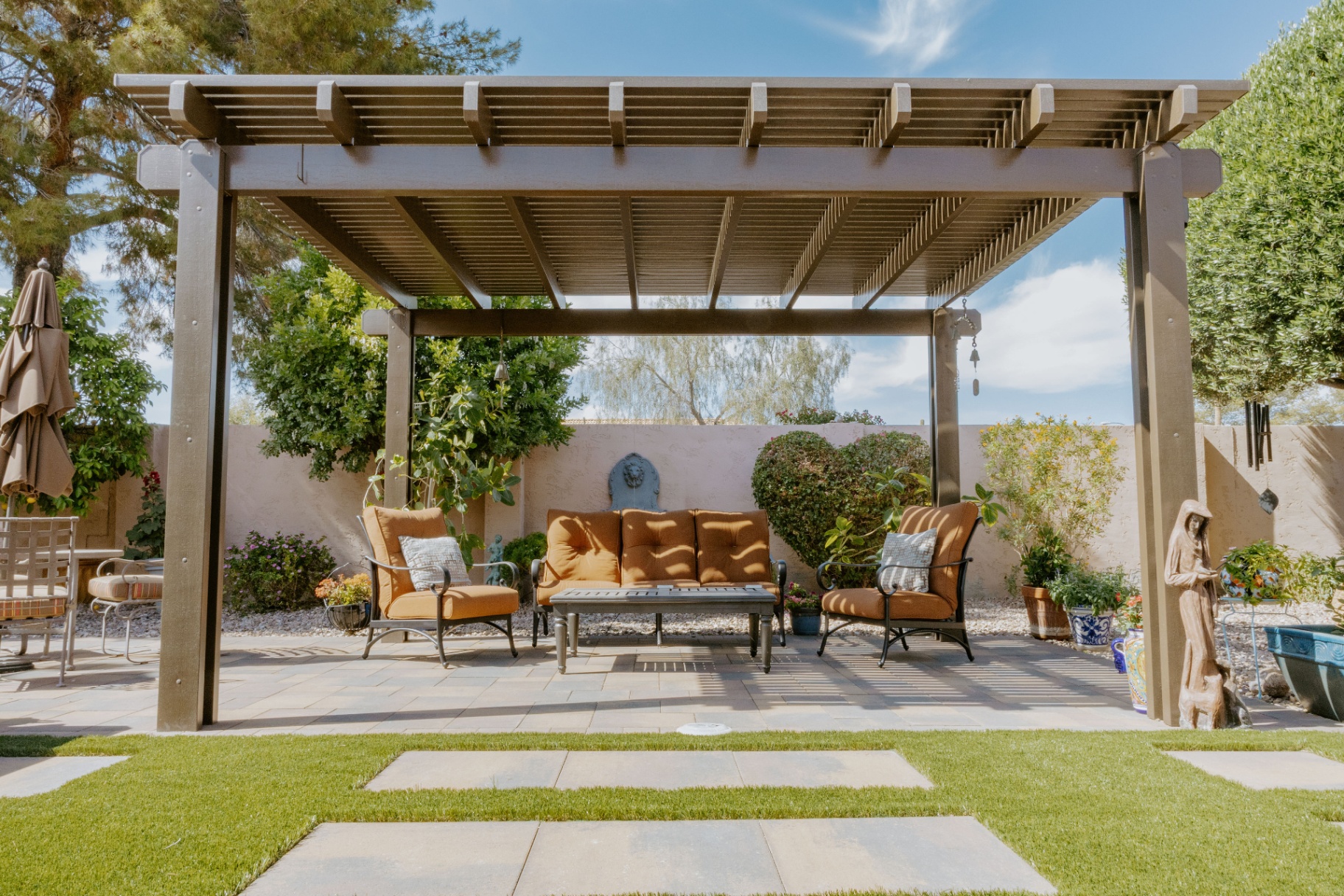 Pergola Lounge